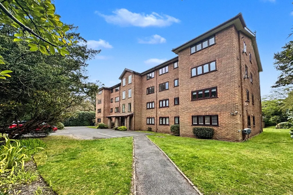 West Cliff Road, Bournemouth, Dorset, BH4, photo 9