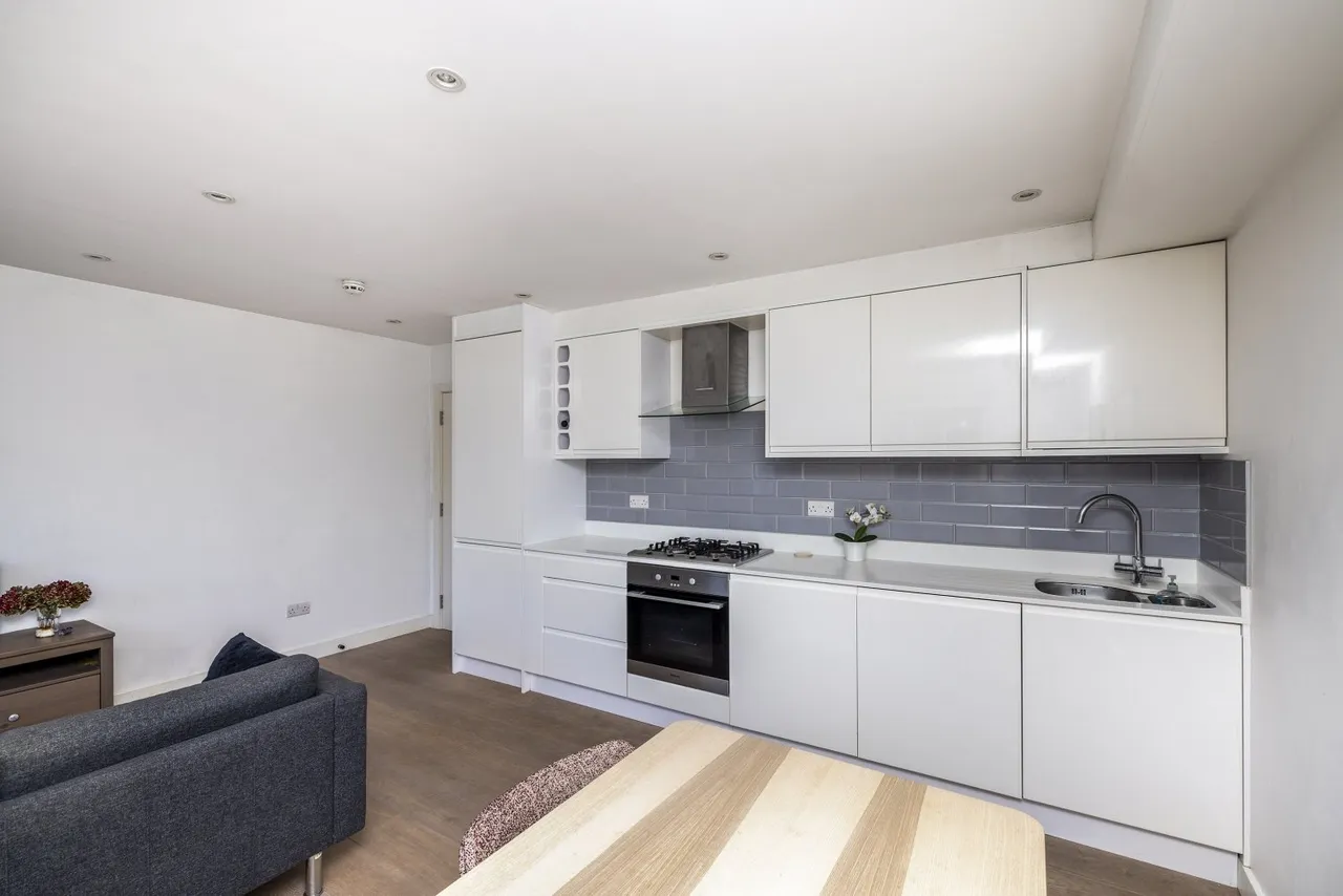 Kennington Road, London, SE11, photo 18