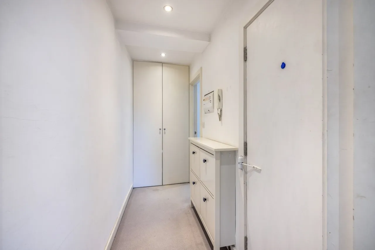 Kennington Road, London, SE11, photo 8