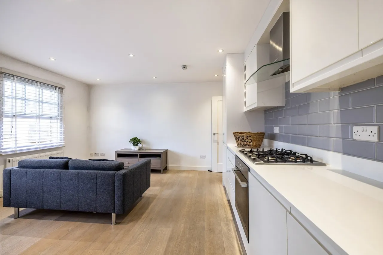 Kennington Road, London, SE11, photo 9