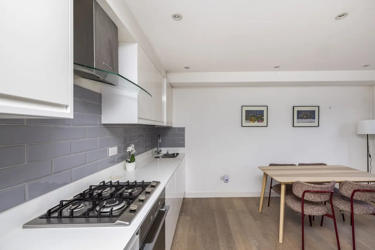 Kennington Road, London, SE11, photo 14