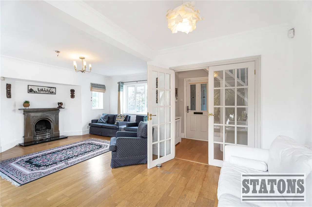 Gloucester Road, Barnet, EN5 1RS, photo 2