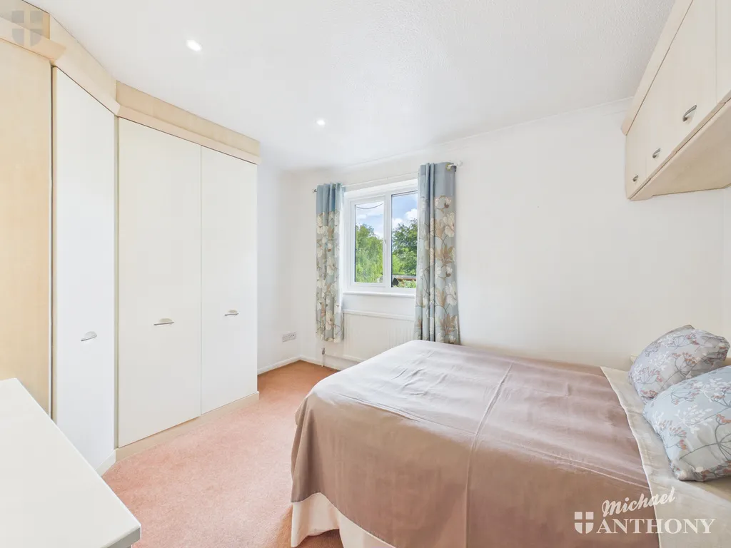 , Arnold Court, 7-9 Milton Road, Aylesbury, HP21 7LZ, photo 6