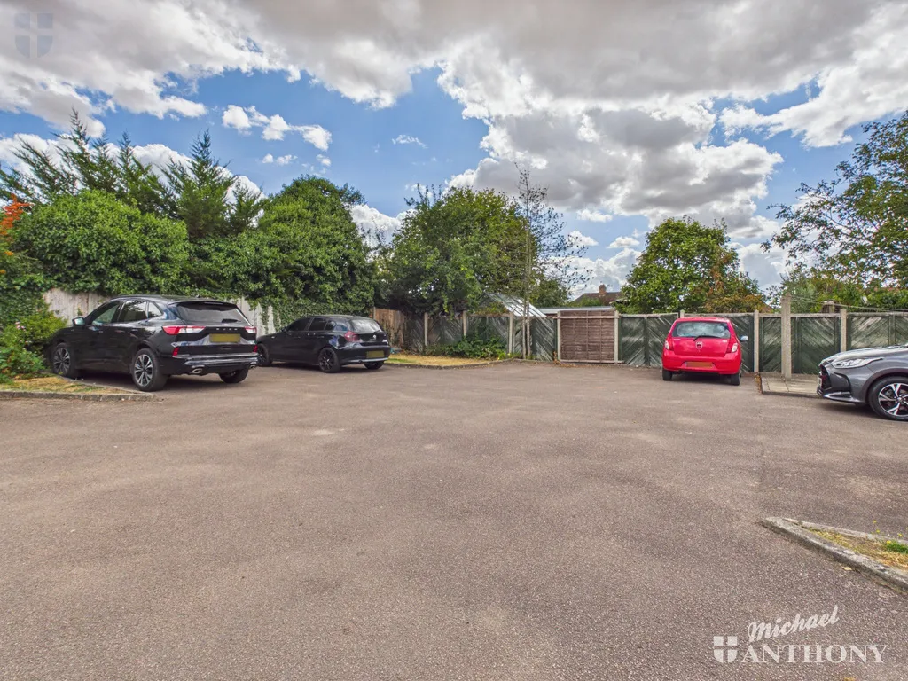 , Arnold Court, 7-9 Milton Road, Aylesbury, HP21 7LZ, photo 3
