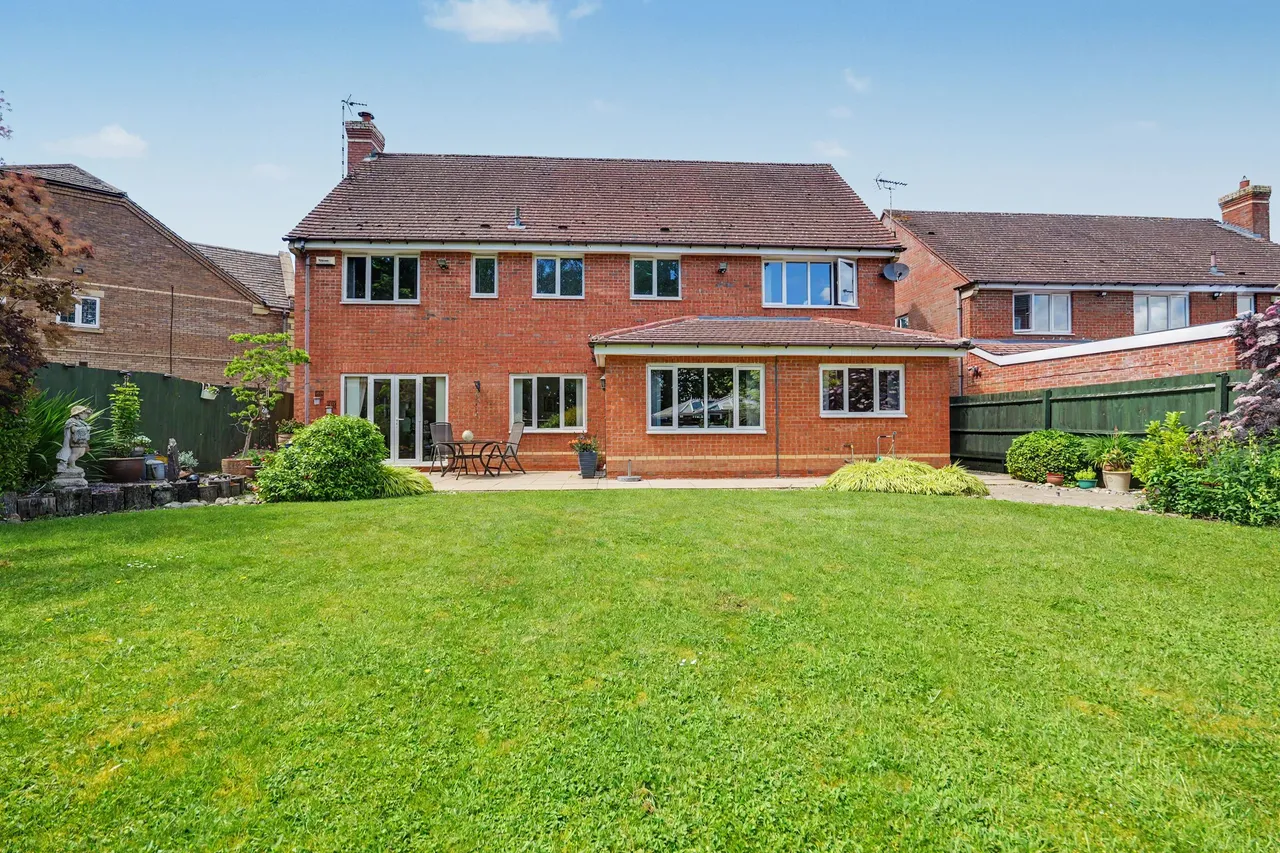 Woodlands Close, Oadby, LE2, photo 43