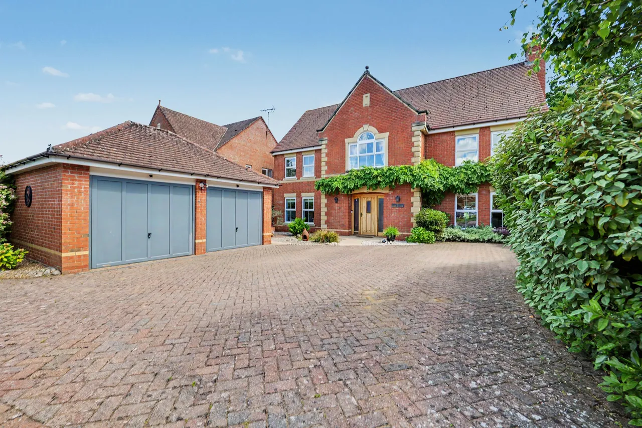 Woodlands Close, Oadby, LE2, photo 47