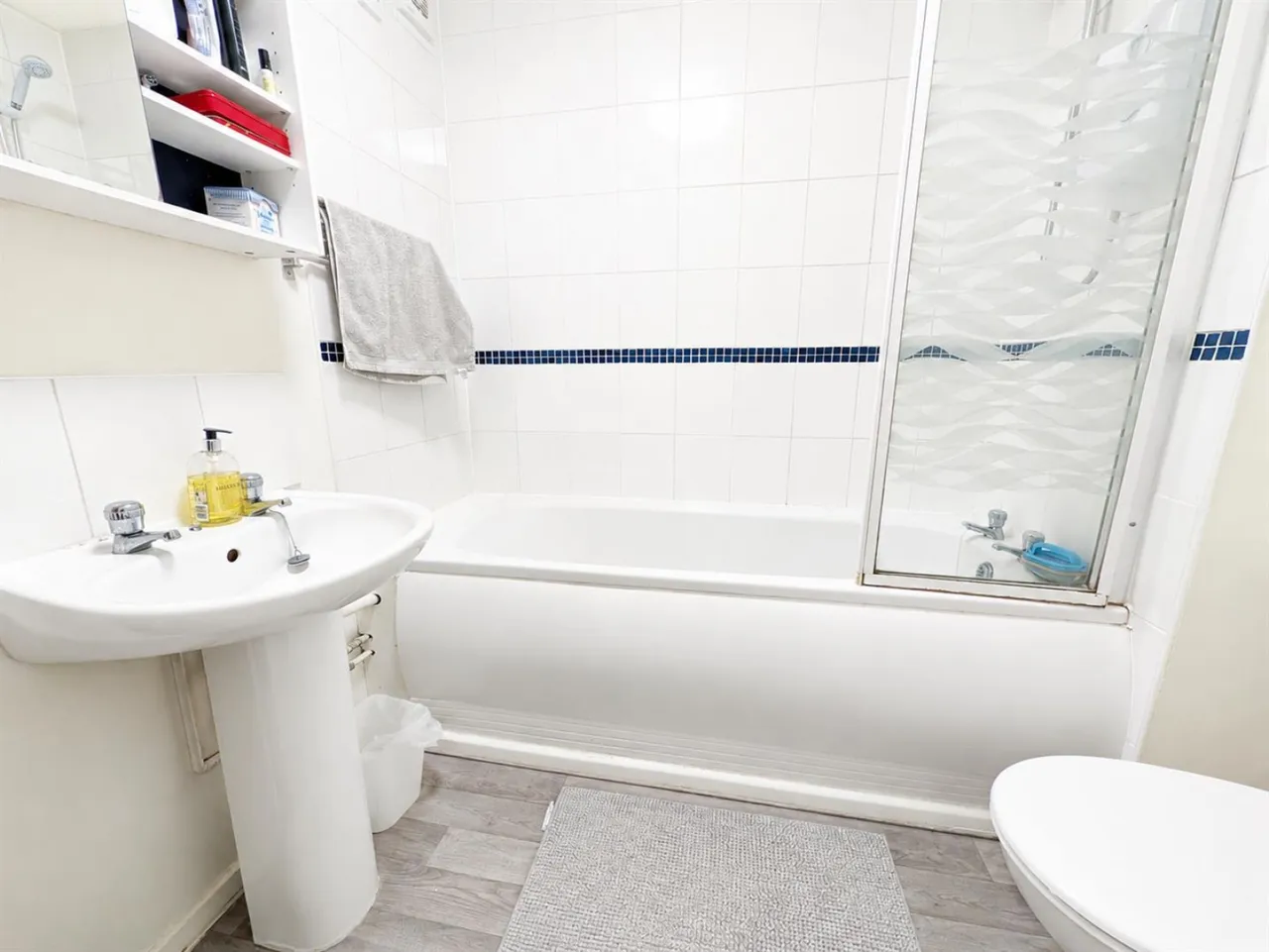 Canterbury Close, Rowley Regis, photo 8