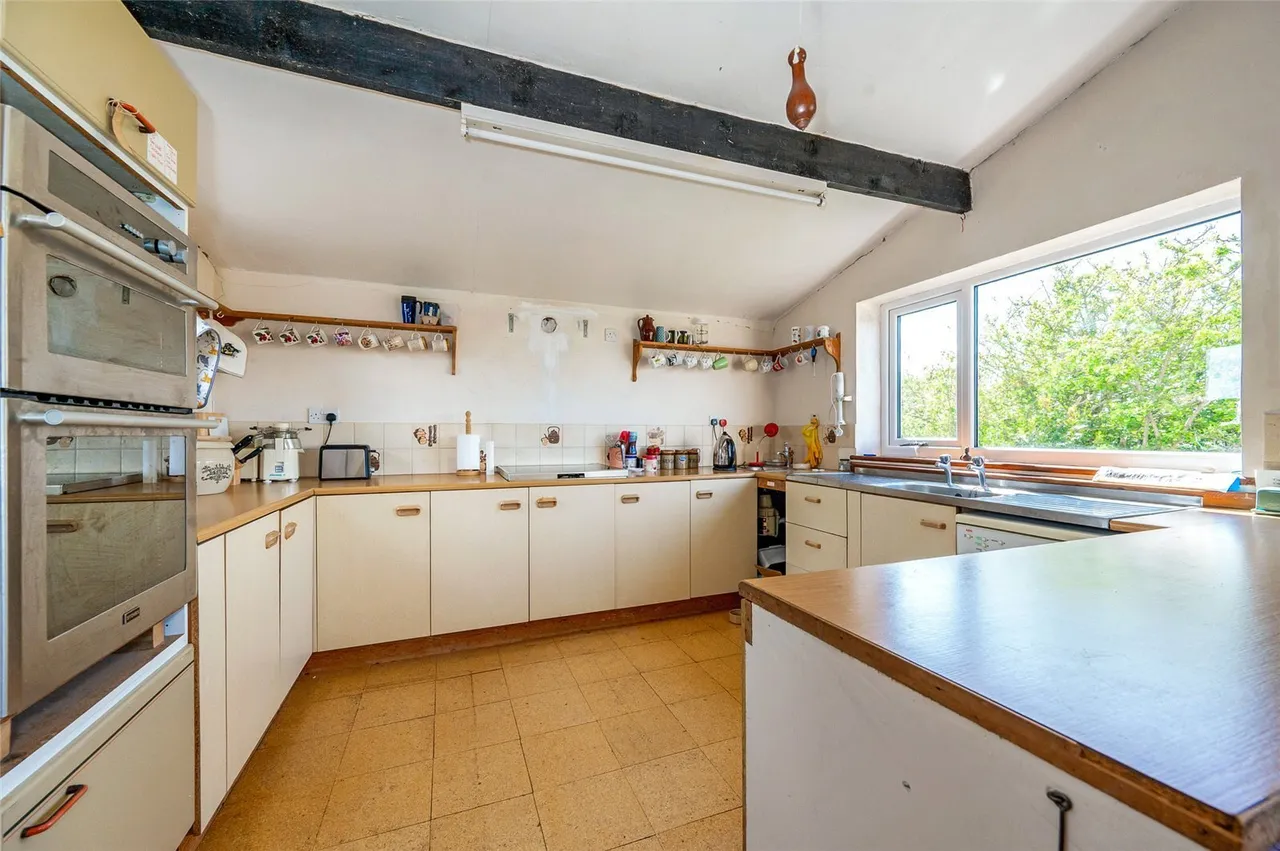 East Beach Road, Selsey, PO20, photo 5