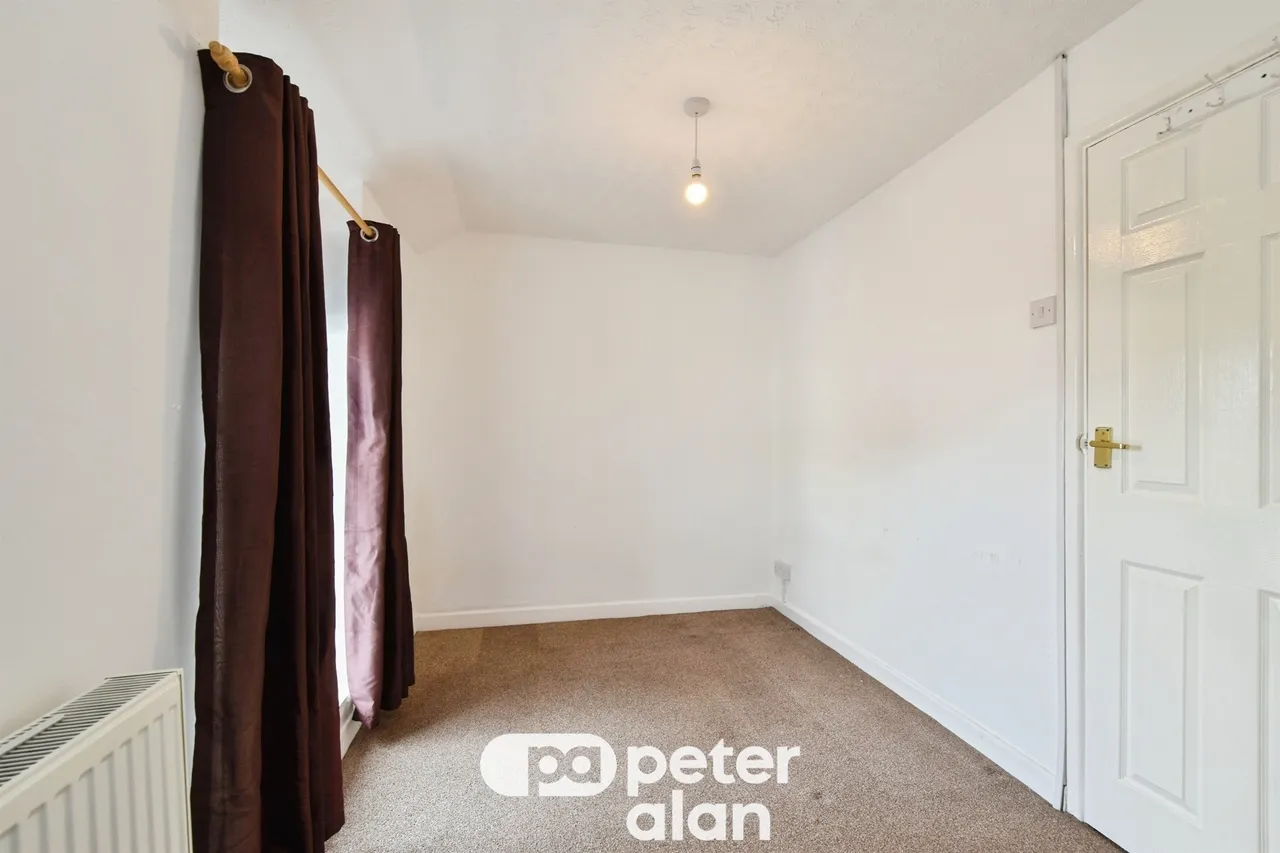 Gadlys Street, Aberdare, CF44, photo 12