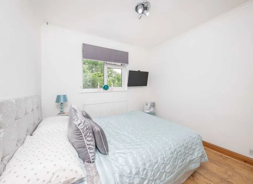 Gordon Road, Shepperton, TW17, photo 6
