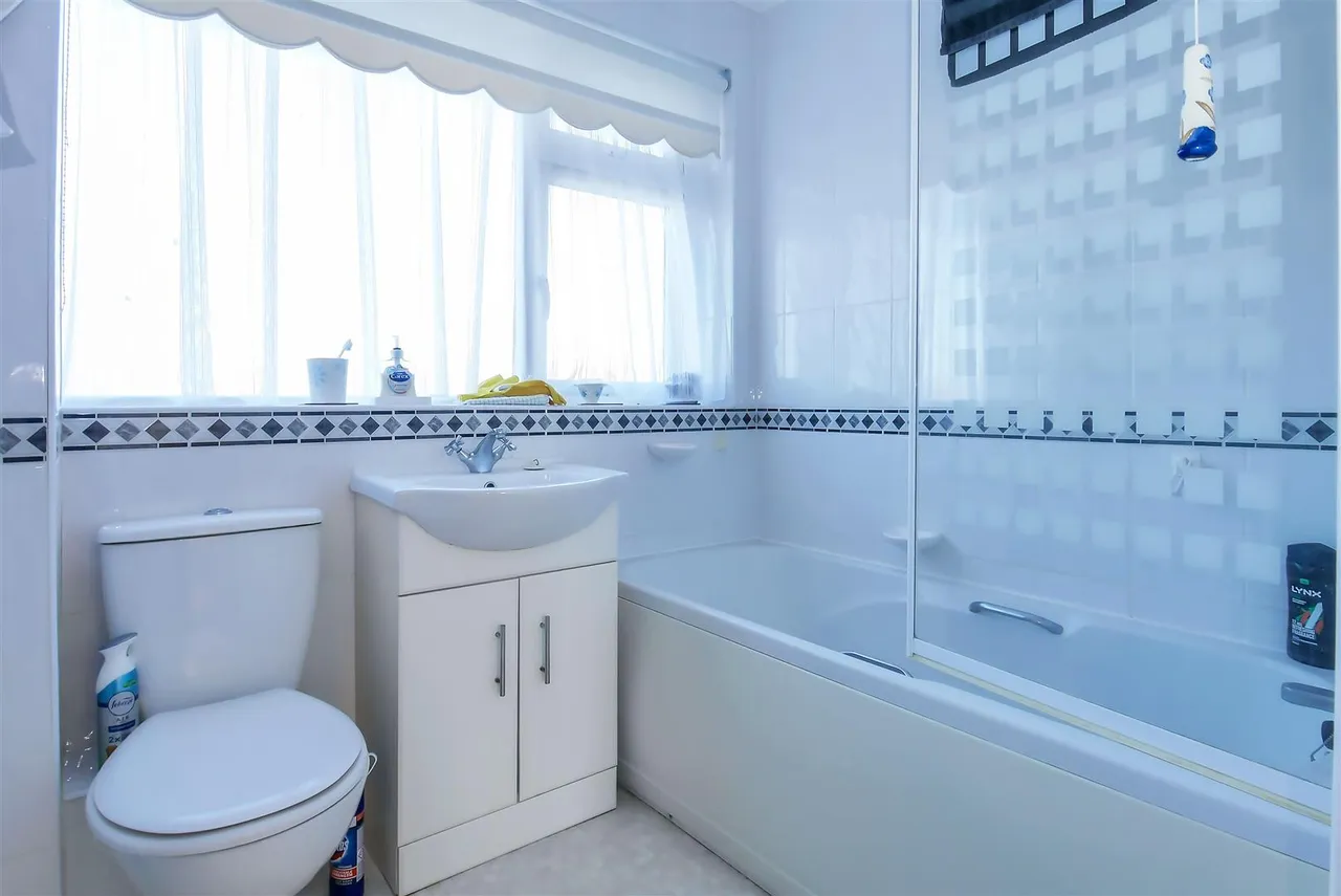 Highdown Drive, Littlehampton, photo 10