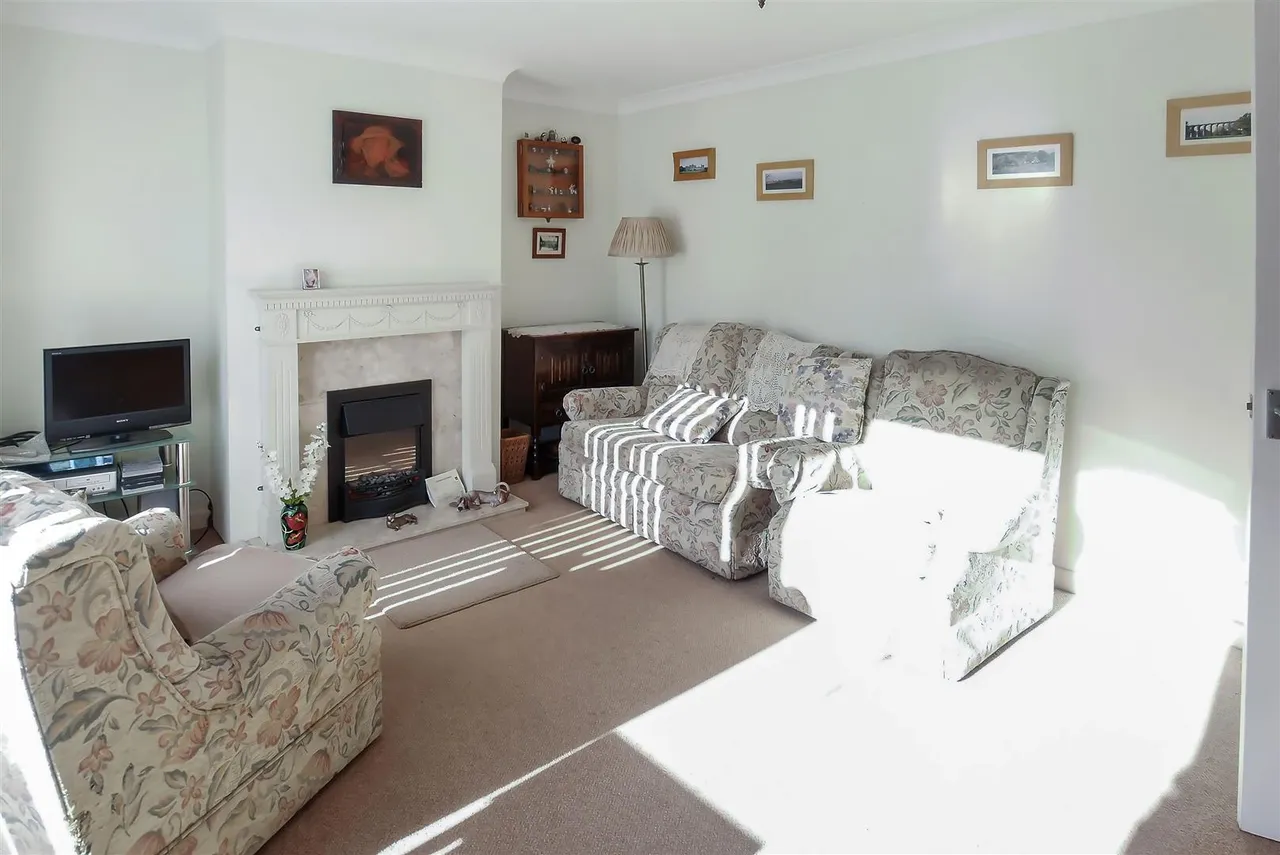Highdown Drive, Littlehampton, photo 5