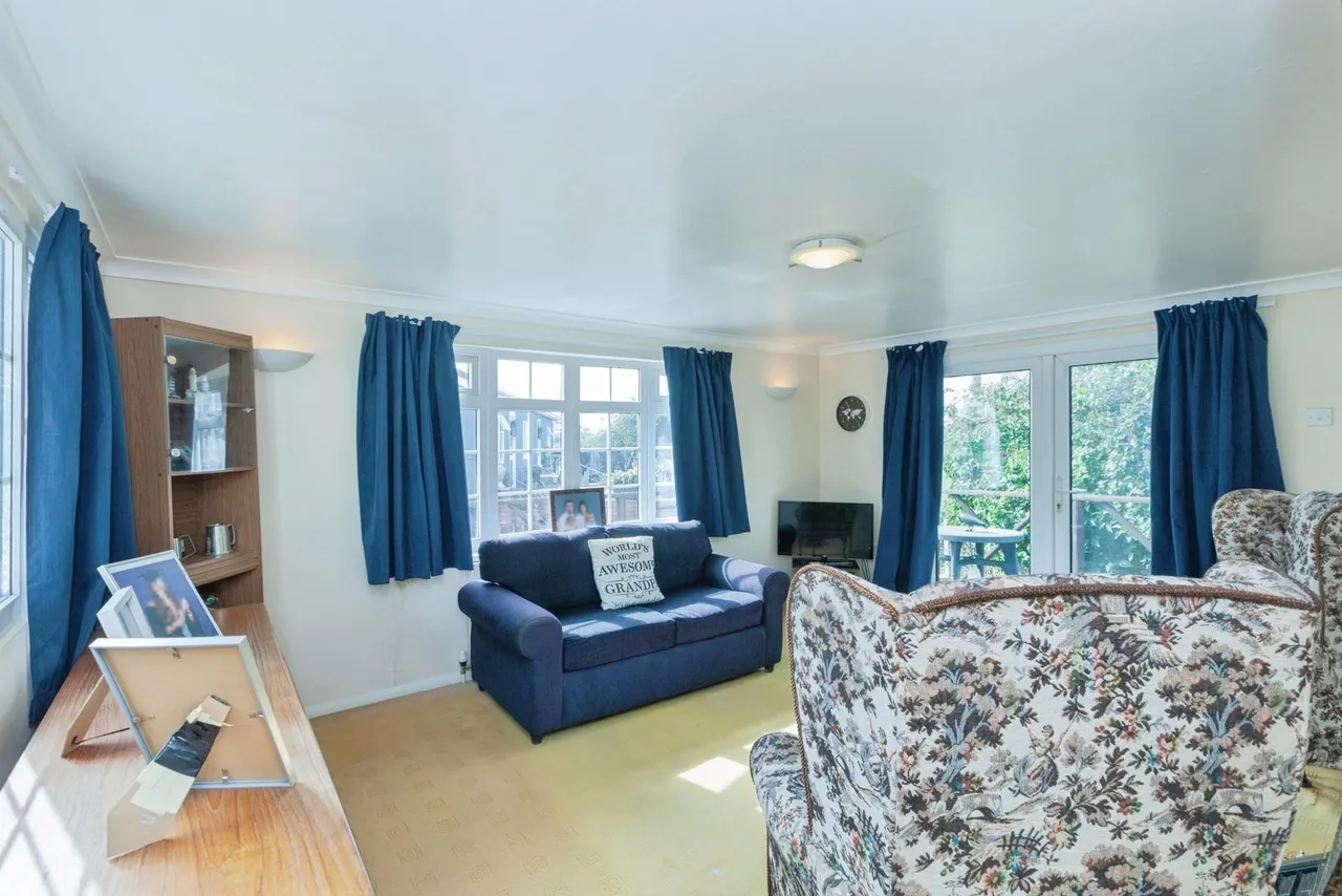 Chestnut Close, Littlethorpe, LE19, photo 5