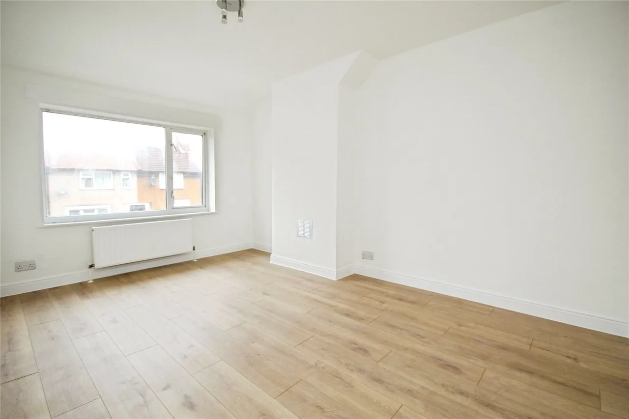 Holgate Road, Dagenham, RM10, photo 5