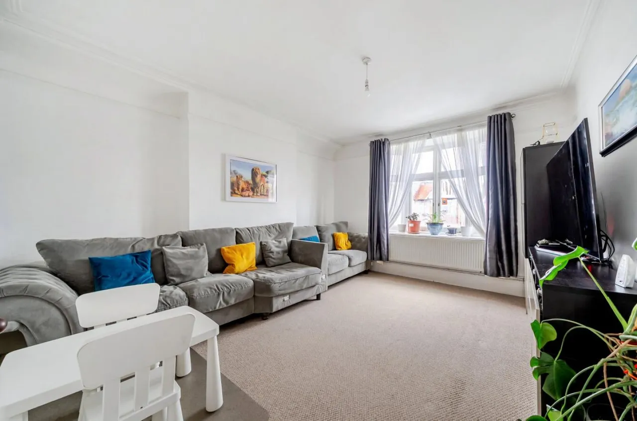 Arran Road, London, SE6, photo 2