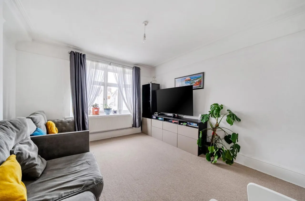 Arran Road, London, SE6, photo 5