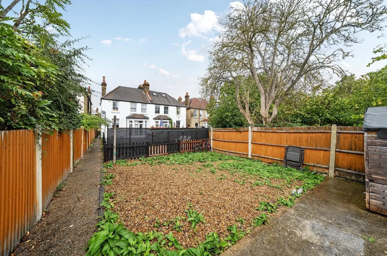 Arran Road, London, SE6, photo 12