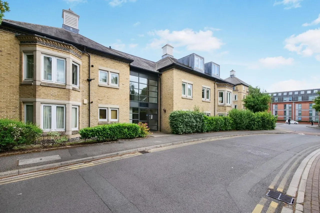 1 bed flat for sale — Olympian Court, York