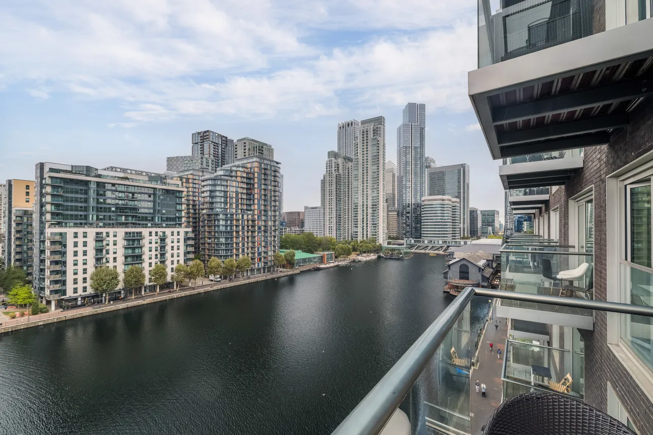 Baltimore Wharf, London, E14, photo 3