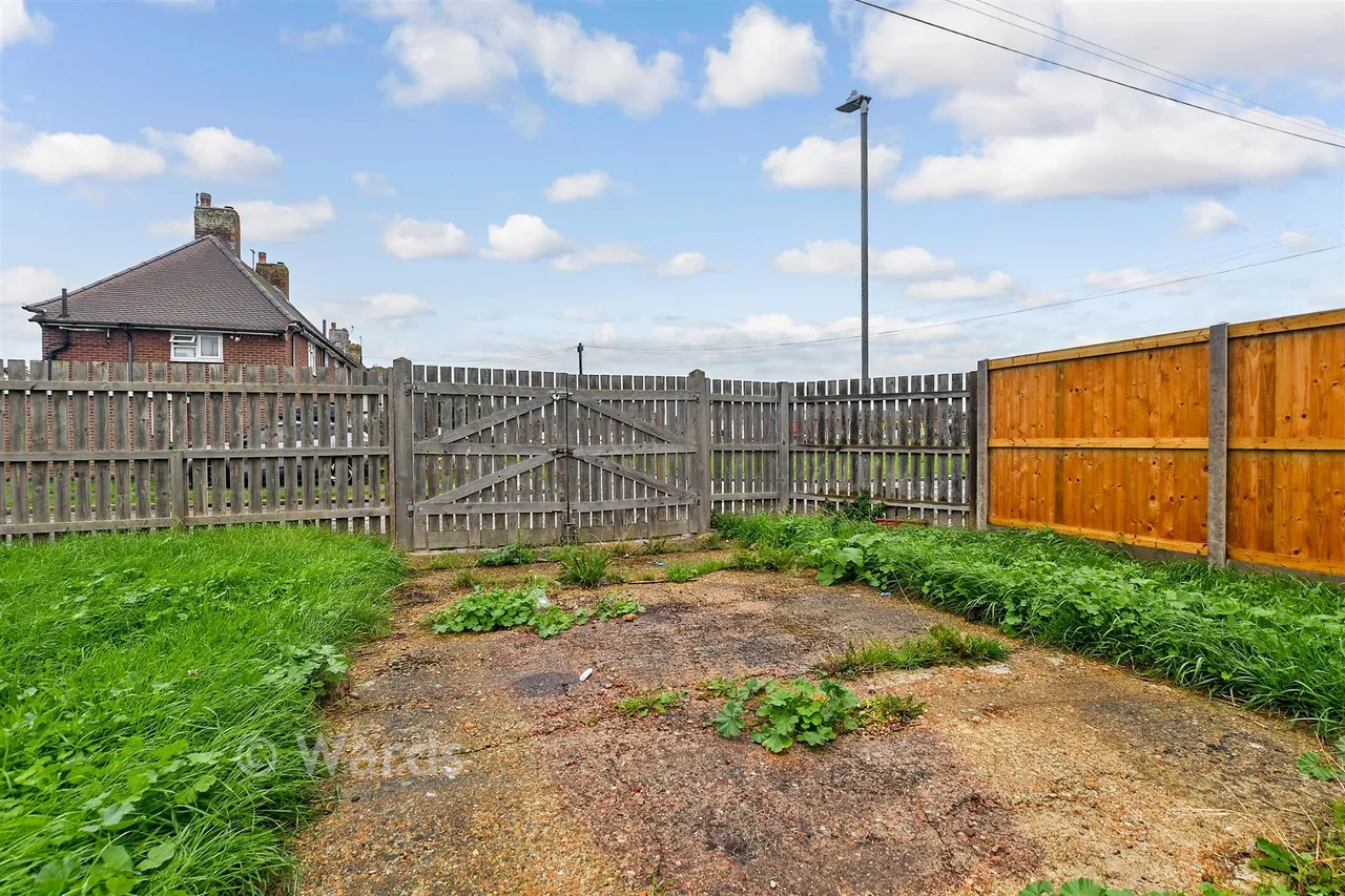 Queensway, Lydd, TN29, photo 7