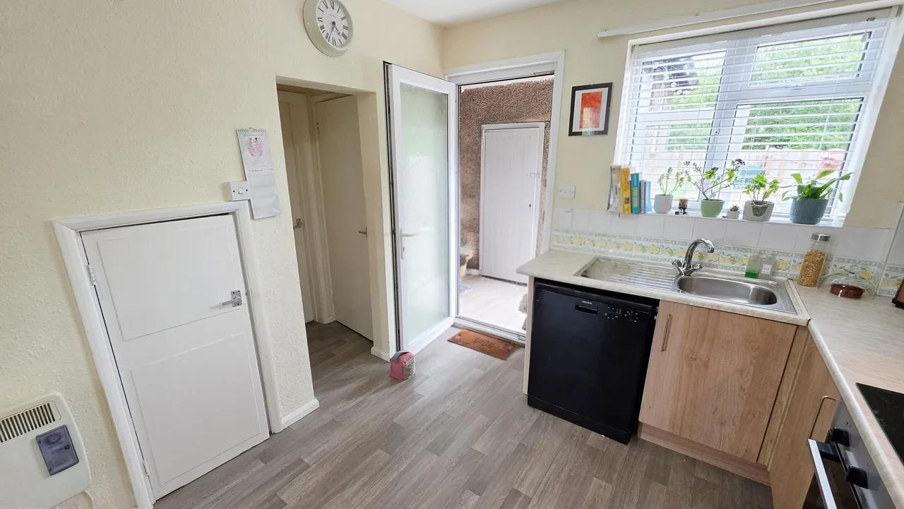 Hardwick Road, Little Harrowden, NN9, photo 8
