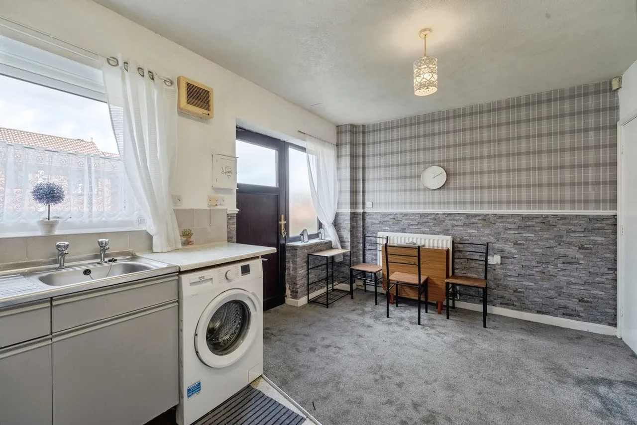 St. Gregorys Close, Bolton, BL4, photo 5