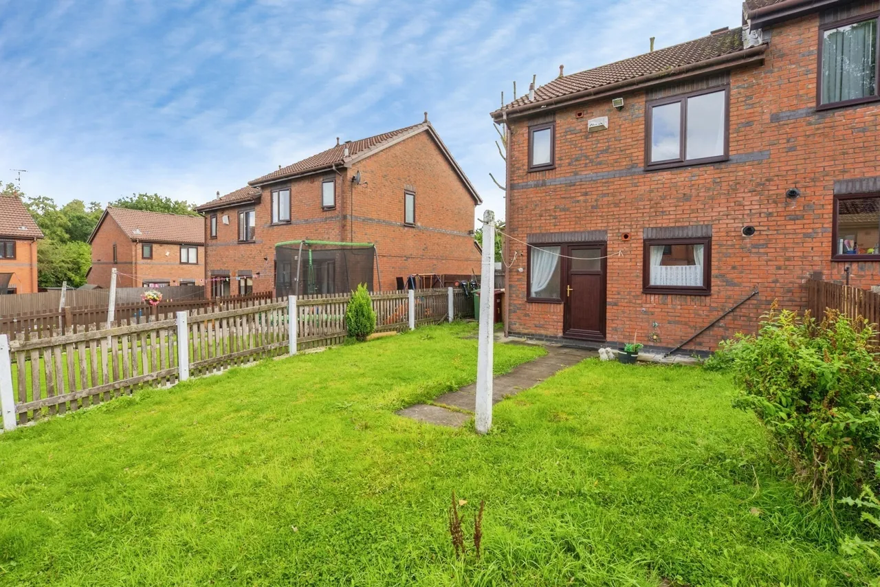 St. Gregorys Close, Bolton, BL4, photo 7