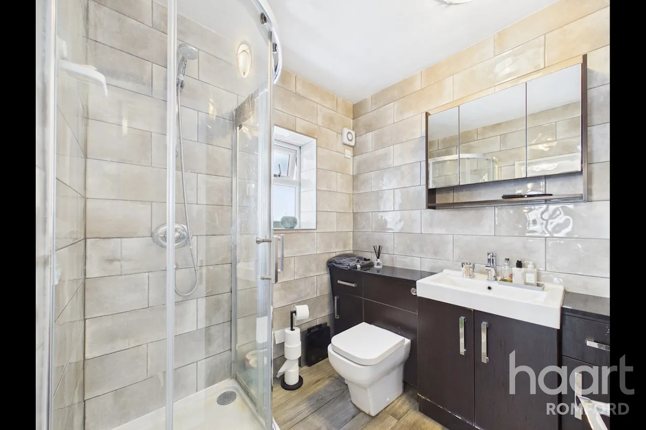 Rose Glen, Romford, RM7, photo 5