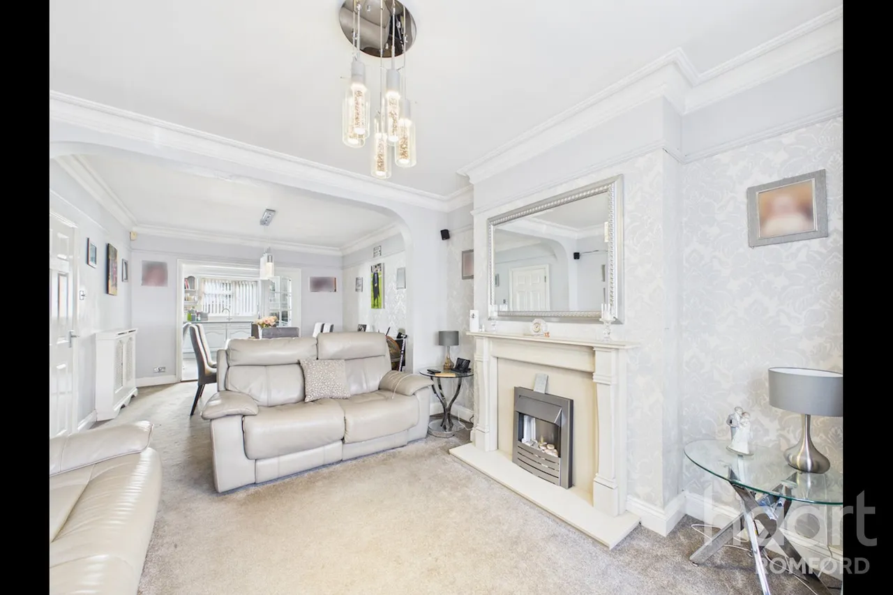 Rose Glen, Romford, RM7, photo 9