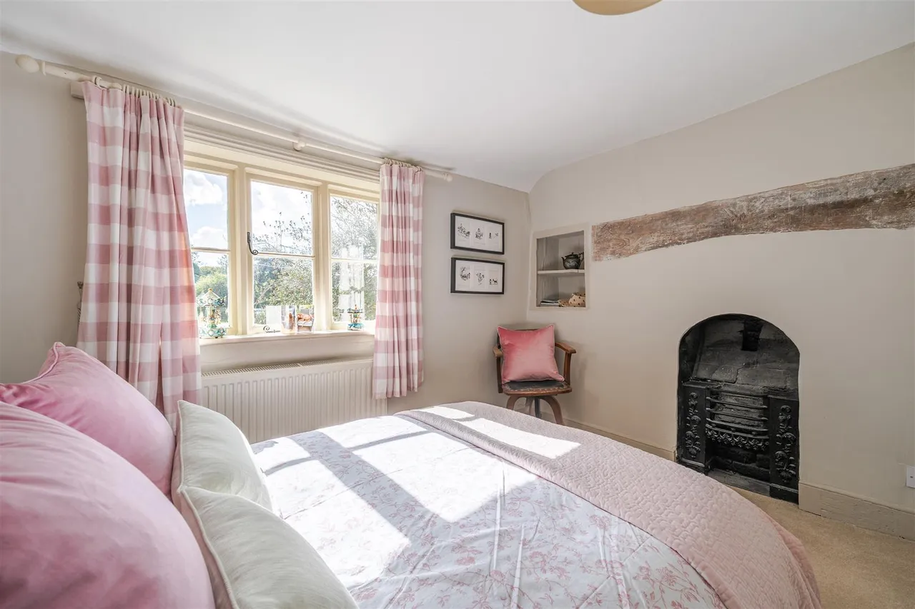The Green, Poulshot, SN10, photo 19