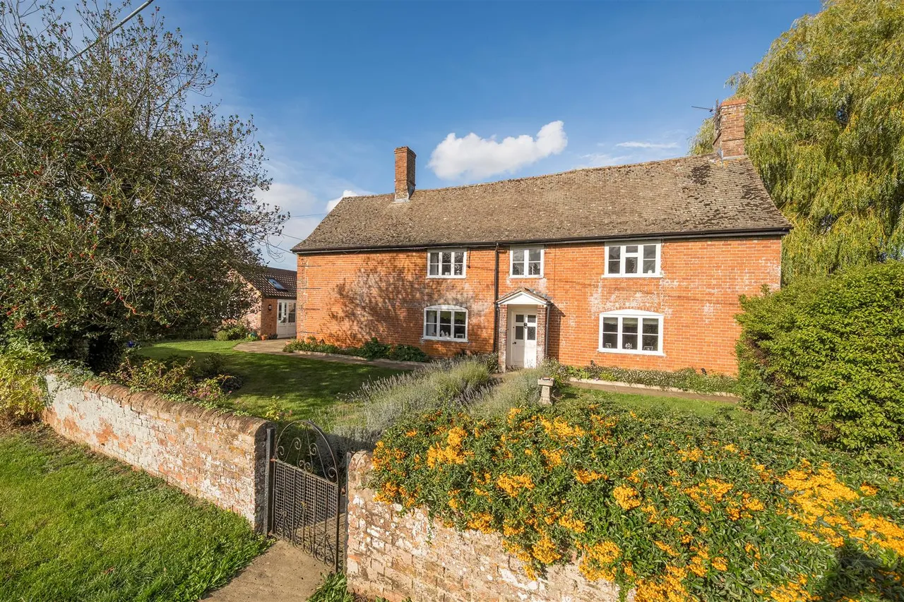 The Green, Poulshot, SN10, photo 6