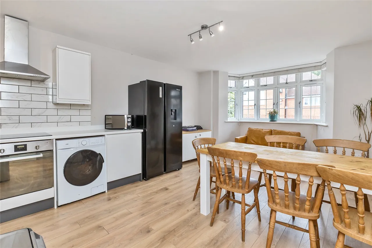 Beacon Hill Road, Hindhead, GU26, photo 11
