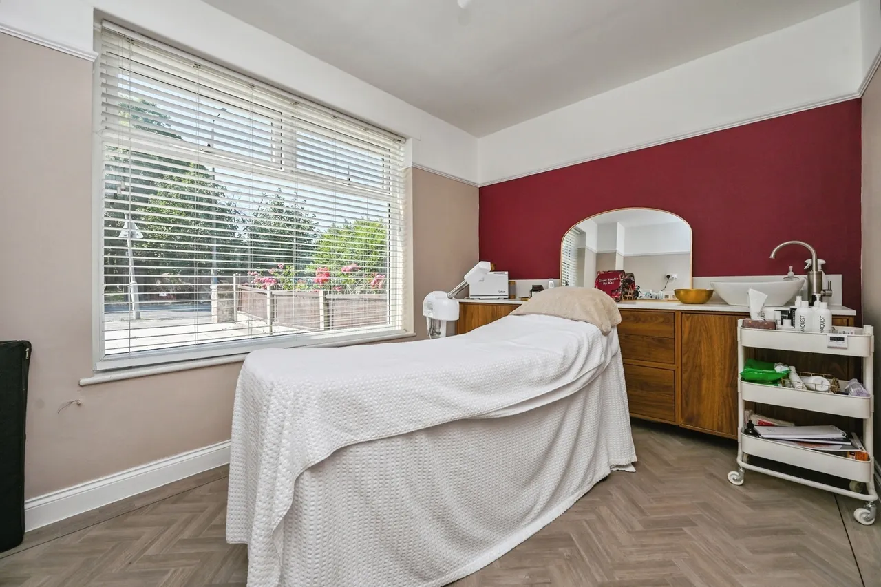 Belle Vale Road, Liverpool, L25, photo 9