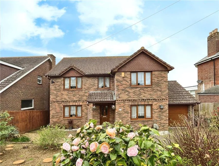 Nunwell Street, Sandown, PO36, photo 17