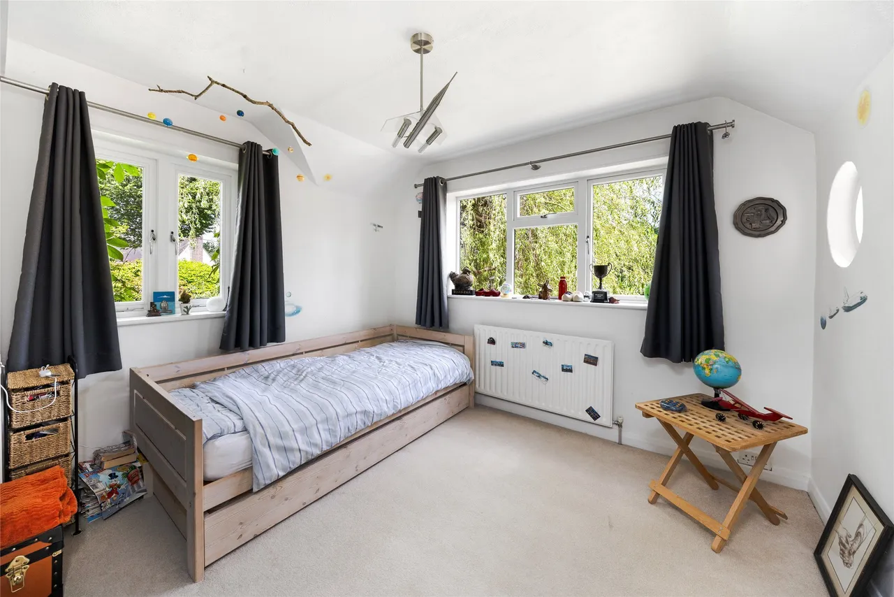 Maddox Park, Little Bookham, KT23, photo 16