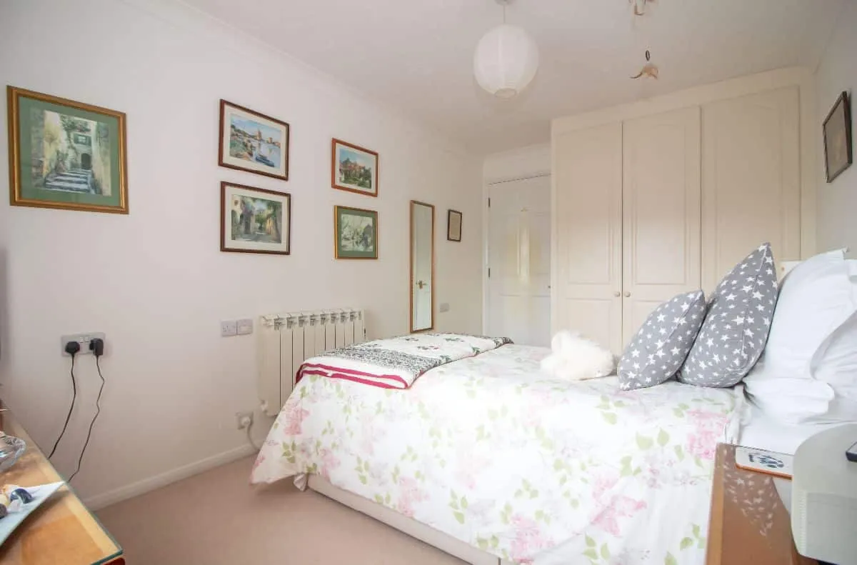 38 Holman Close, Waterlooville, PO8 8HD, photo 11