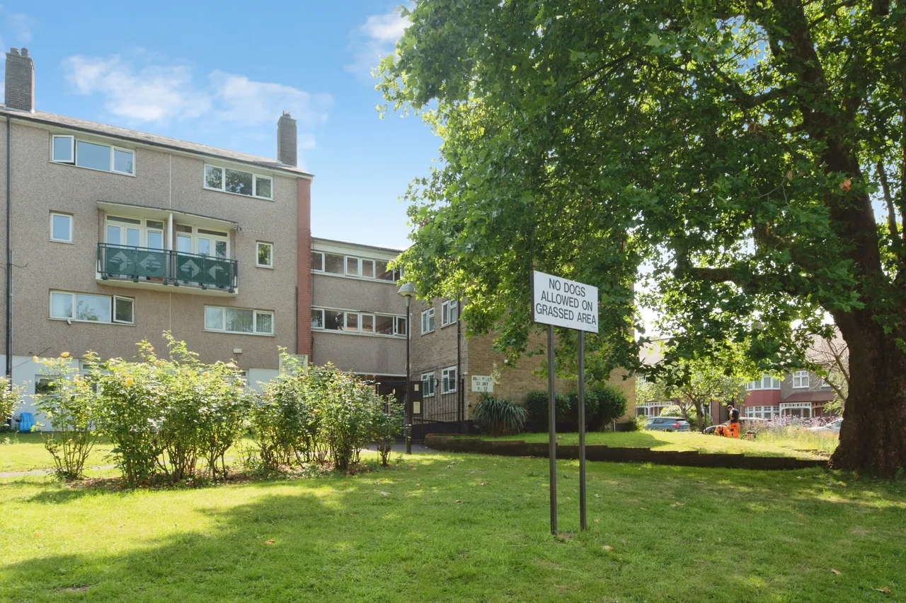 Avon Road, London, E17, photo 20