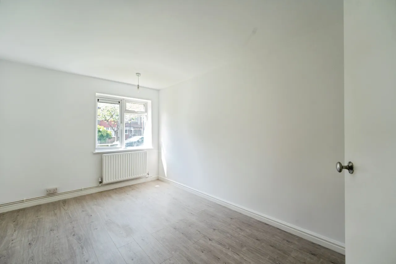 Avon Road, London, E17, photo 10