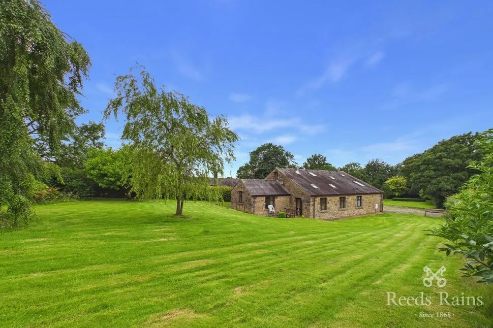 Gowans Lane, Brindle, PR6, photo 2