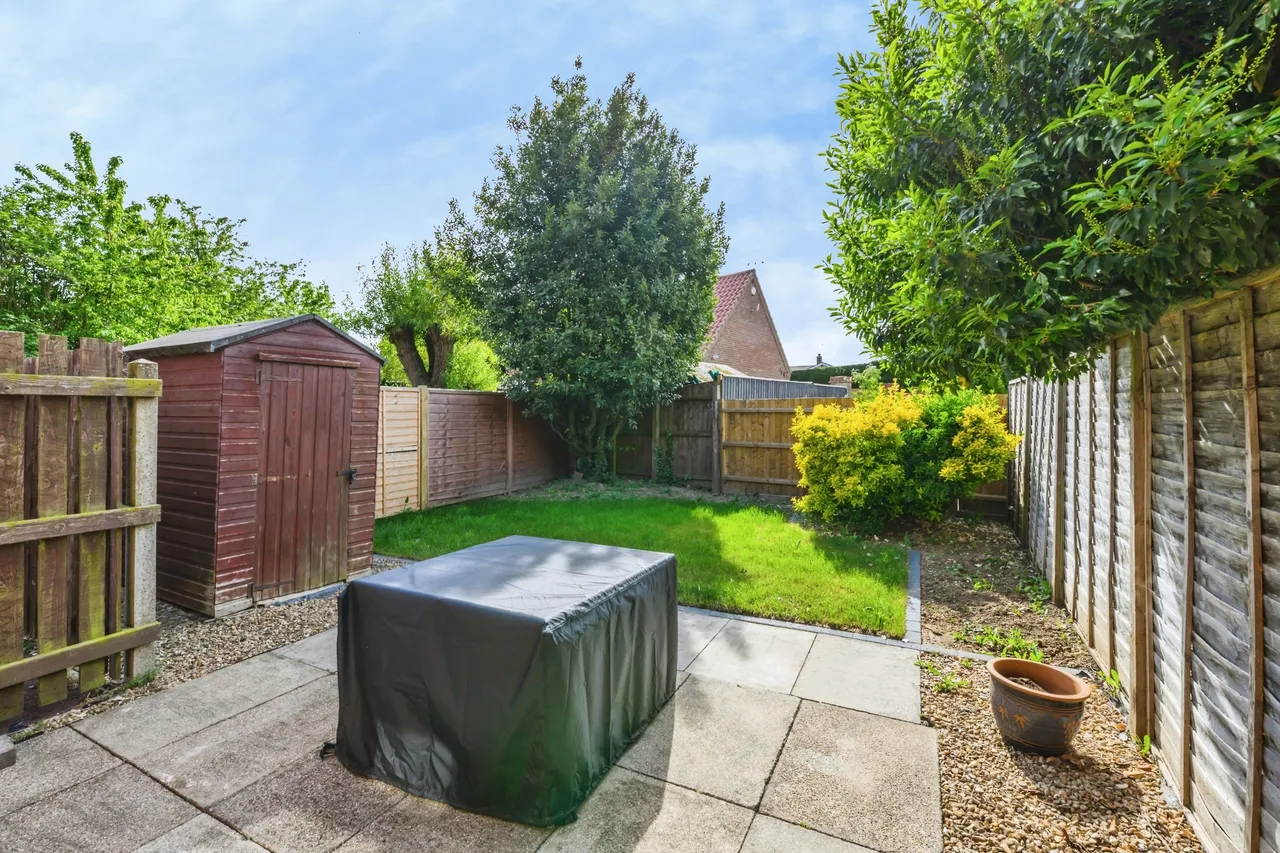 Sandringham Close, Spalding, PE12, photo 11