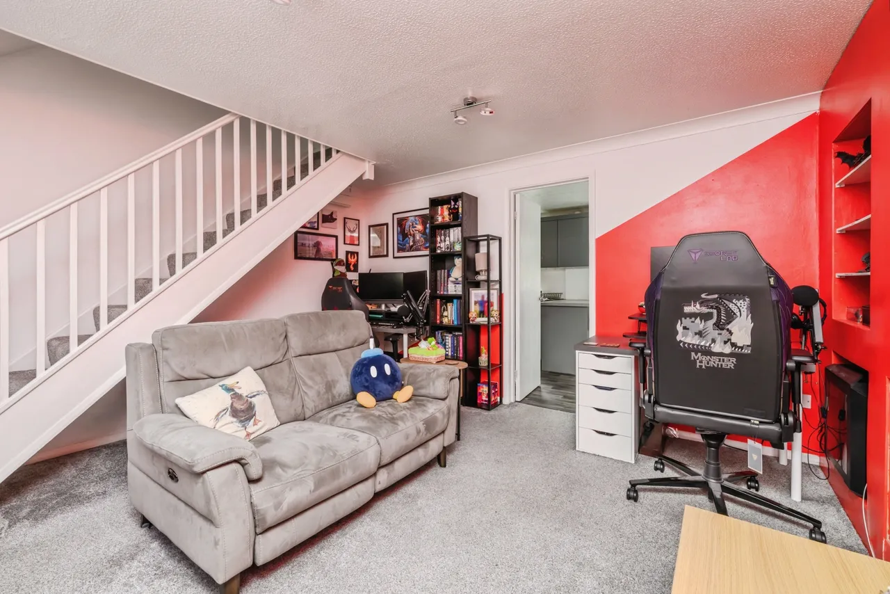 Sandringham Close, Spalding, PE12, photo 6