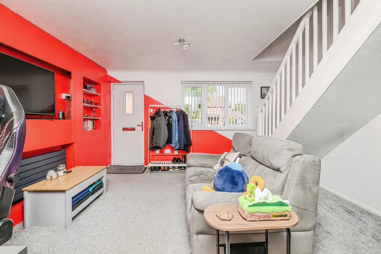 Sandringham Close, Spalding, PE12, photo 2
