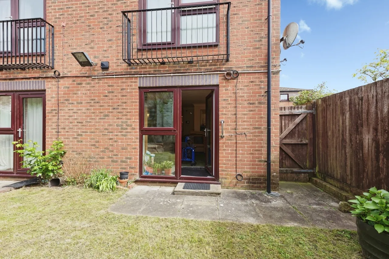 Coombe Valley Road, Dover, Kent, CT17, photo 8