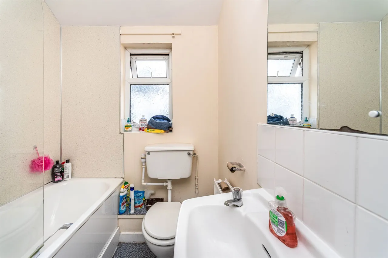 Clare Street, Cardiff, CF11, photo 13