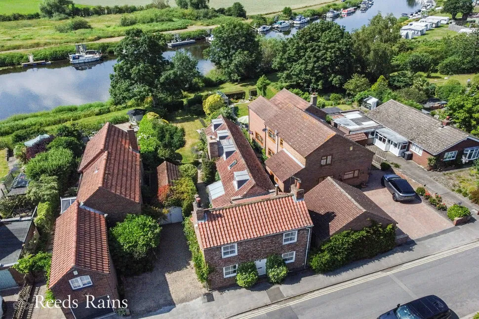 4 bed house for sale — Front Street, Naburn, North Yorkshire, YO19