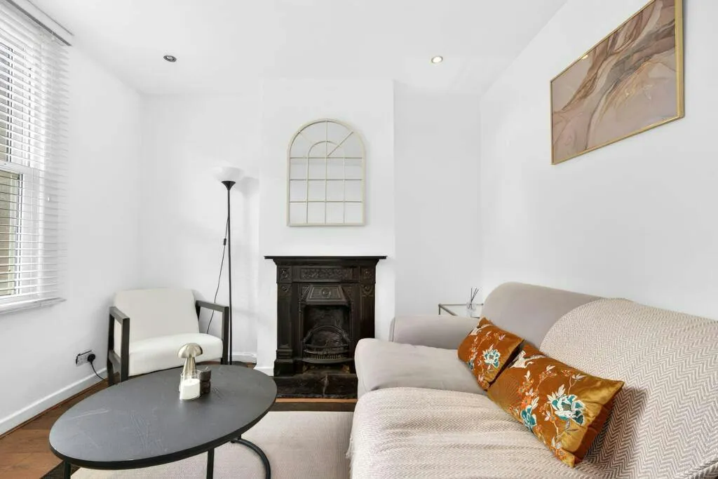 Charles Street, Enfield, EN1, photo 14