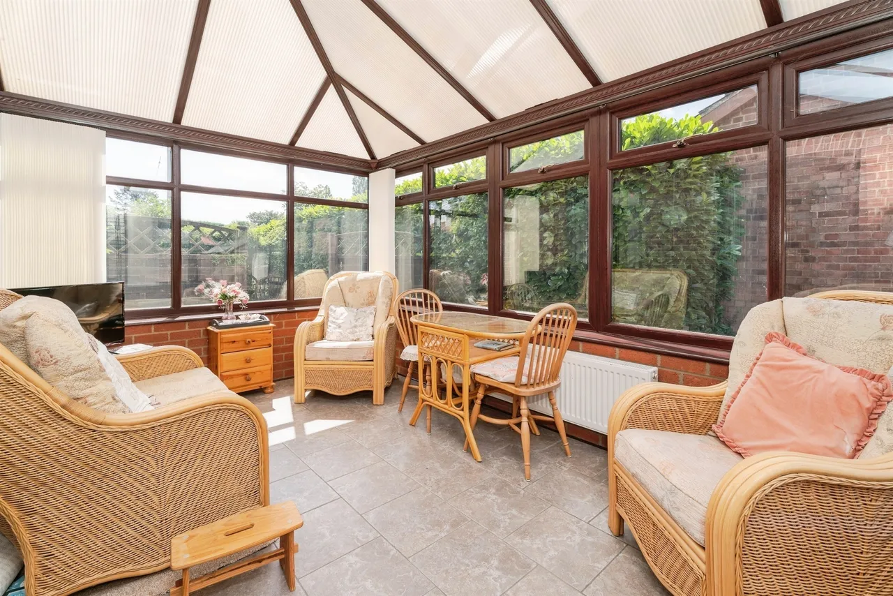 Whissonsett Road, Colkirk, NR21, photo 4