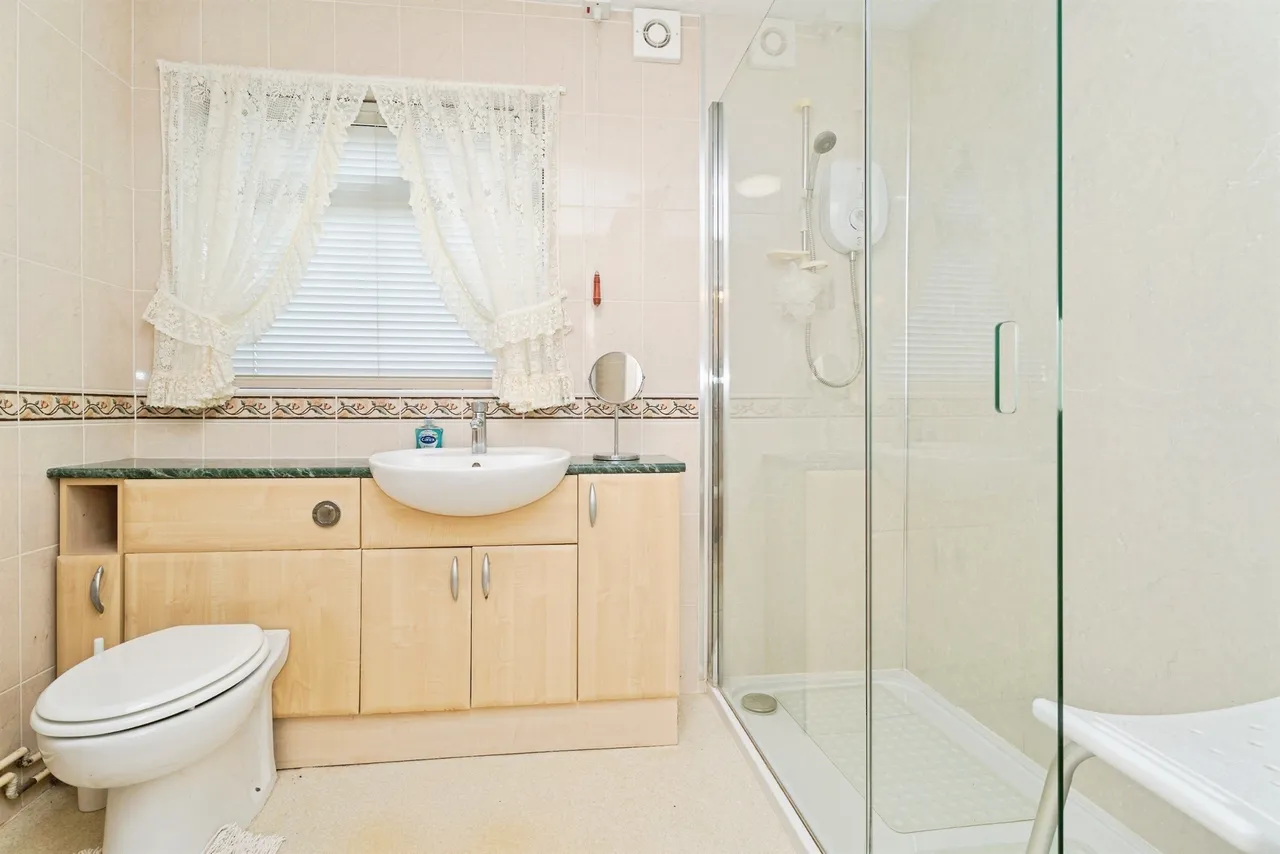 Whissonsett Road, Colkirk, NR21, photo 10