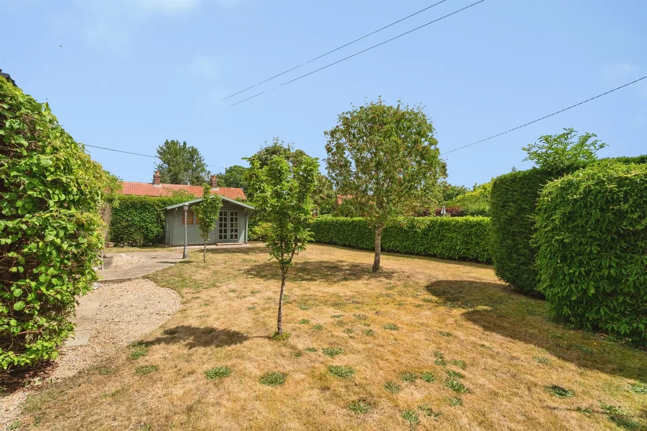 Whissonsett Road, Colkirk, NR21, photo 13
