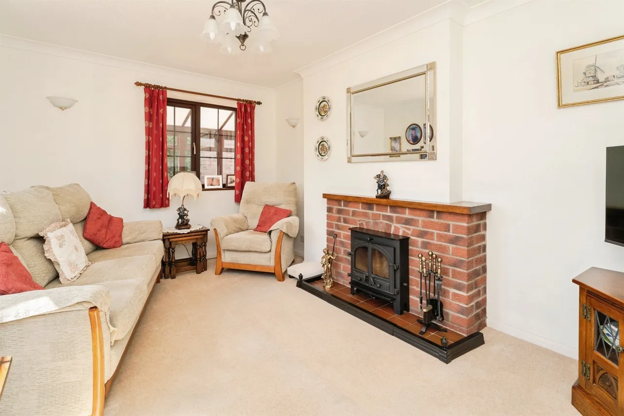 Whissonsett Road, Colkirk, NR21, photo 2